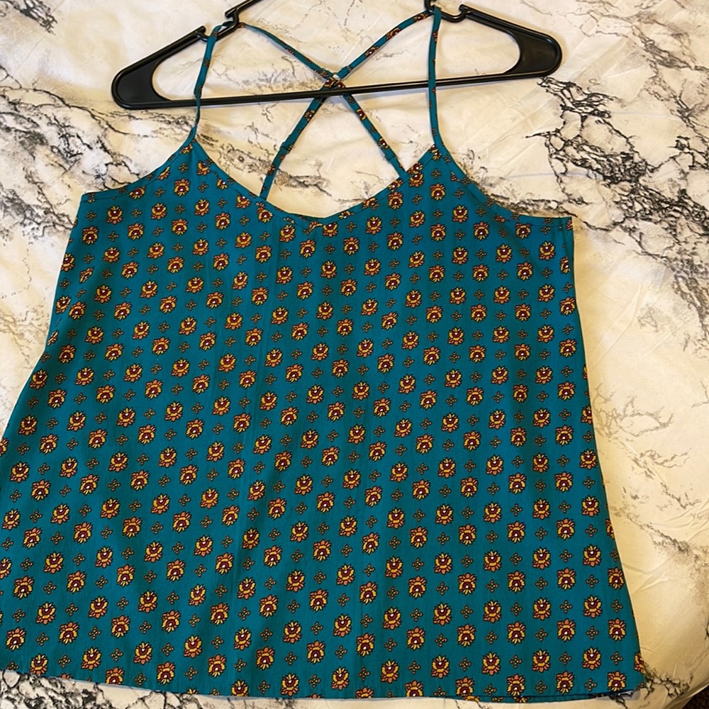 Hollister flowy tank top
